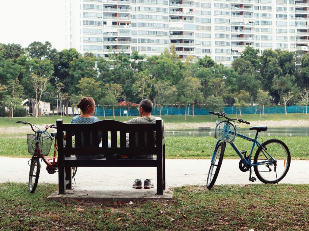 living in Bedok Singapore relaxing at Bedok Reservoir Park