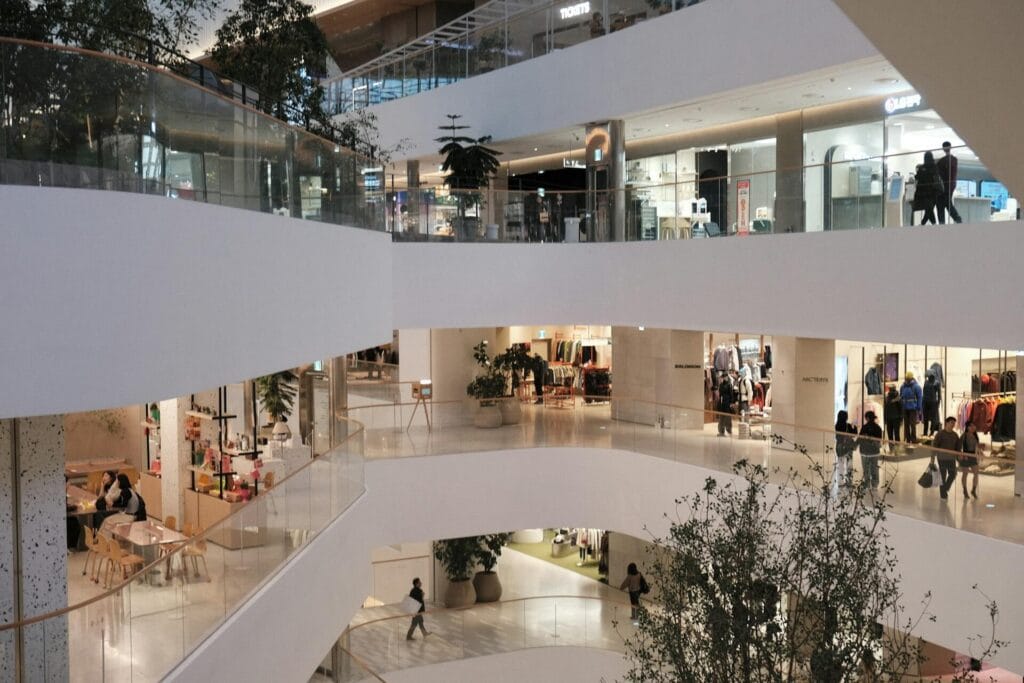 shopping centre cleaning Singapore